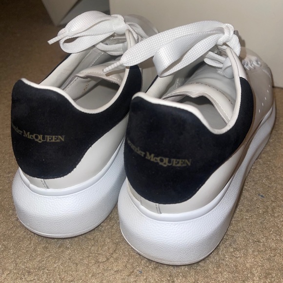 Alexander McQUEEN Women’s Oversized Sneaker 37.5 - Picture 5 of 8